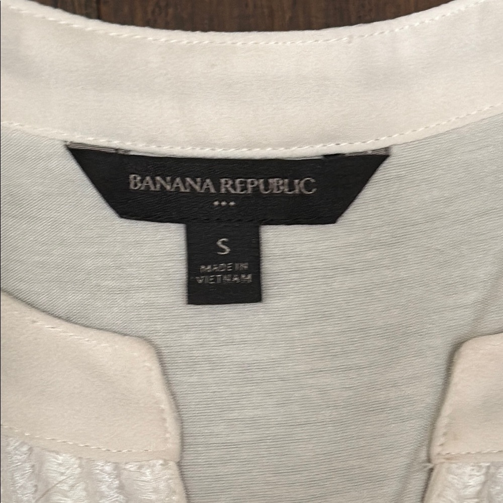 Banana Republic White Ribbed Sleeveless Tank Top - Picture 3 of 5